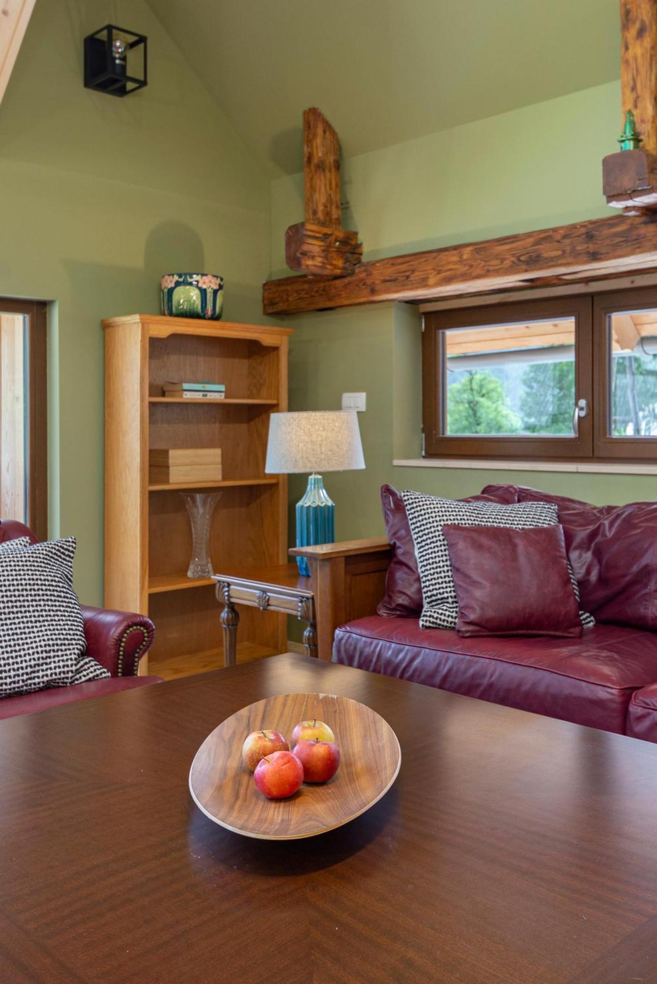 Farmhouse Chalet Apartments Бохиньска-Быстрица Экстерьер фото