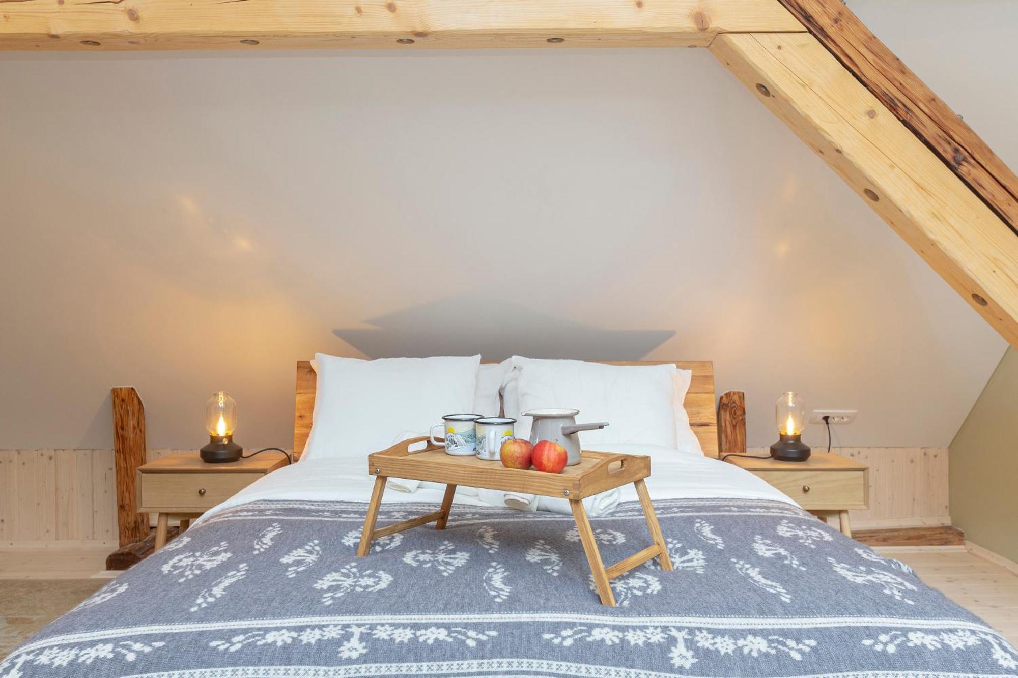 Farmhouse Chalet Apartments Бохиньска-Быстрица Экстерьер фото