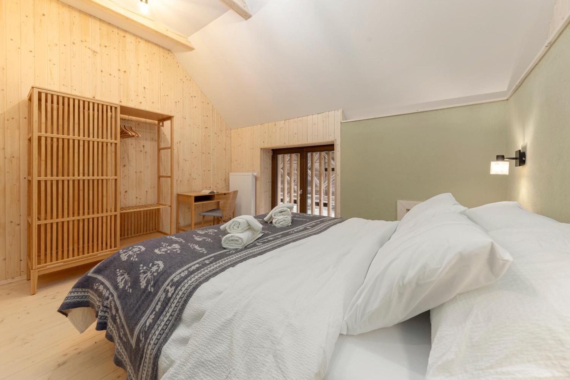 Farmhouse Chalet Apartments Бохиньска-Быстрица Экстерьер фото