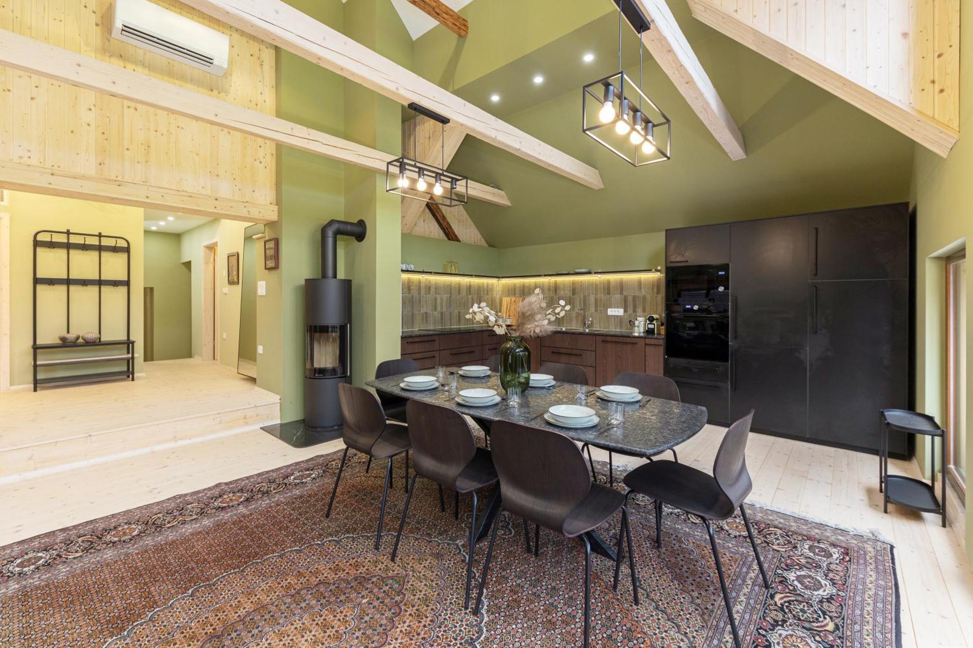 Farmhouse Chalet Apartments Бохиньска-Быстрица Экстерьер фото